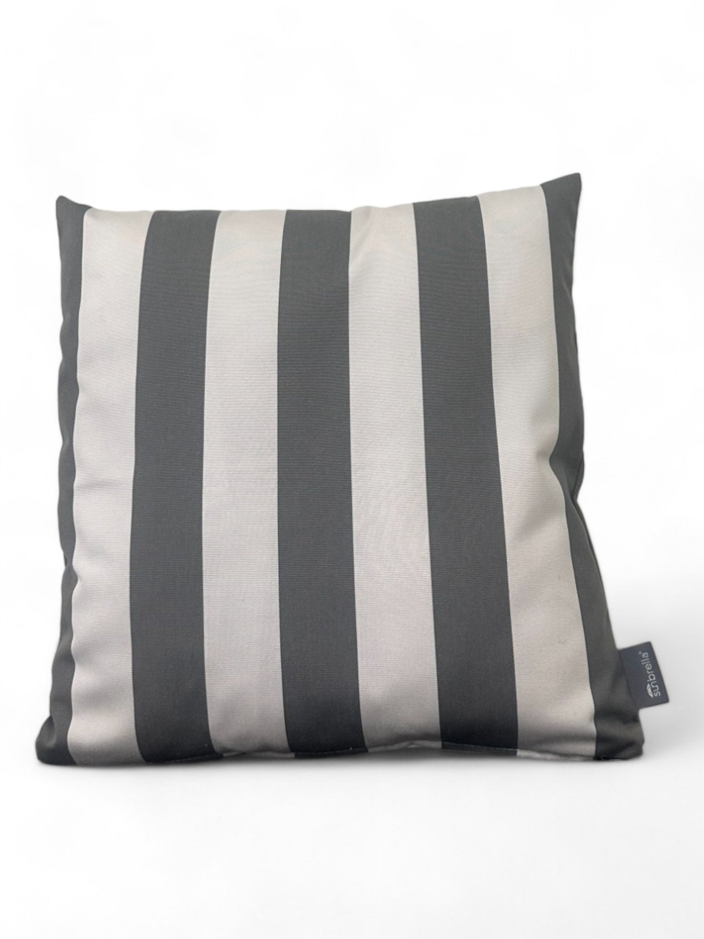 Sunbrella sierkussen 45x45 Solids Yacht stripe charcoal  grey